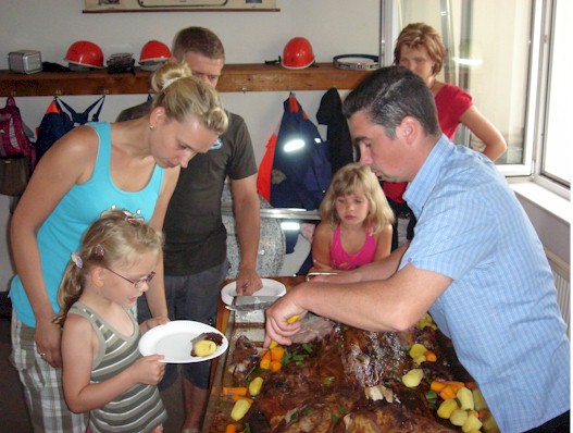 gemeinsames Grillen des Fördervereins