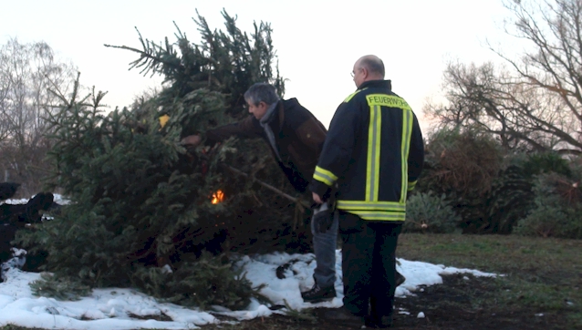 Weihnachtsbaumverbrennen 2010