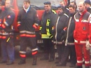 Einweisung der Kameraden kurz vor der Übung