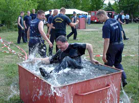 Der Maschinist im Wasser