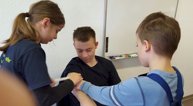 Sanitätsausbildung der Jugendfeuerwehr 2016